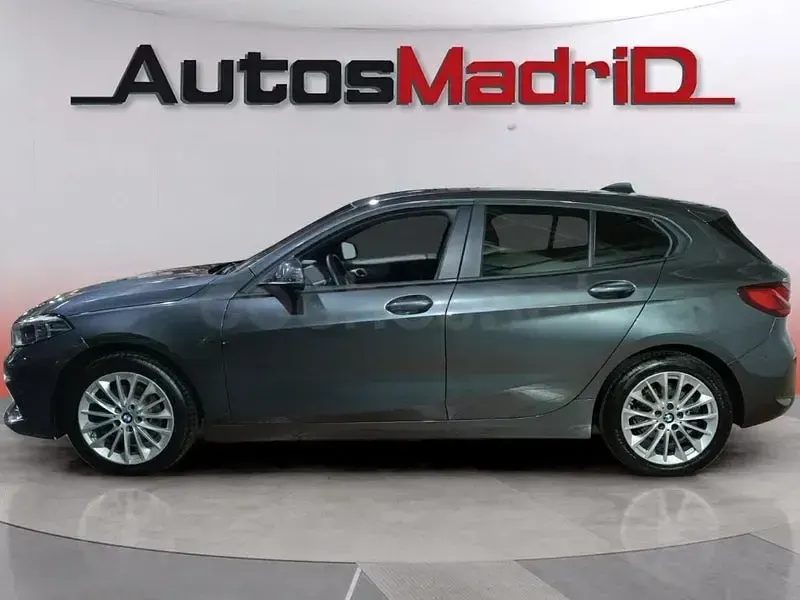 Usado BMW 118 150 CV (110 kW) 2020 Gris / plata Utilitario