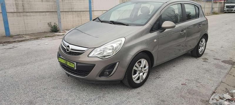 Marrón Usado 2013 Opel Corsa Expression Utilitario | 4900 € (Buen precio) - Imagen 1/4