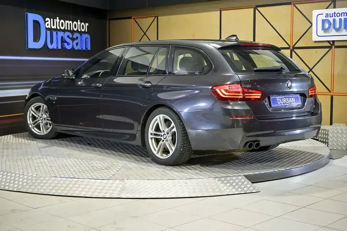 Usado BMW 530 Comfort Edition 261 CV (191 kW) 2014 Gris Familiar