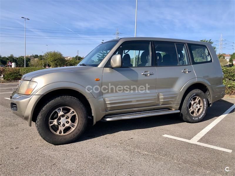 Beige Usado 2000 Mitsubishi Montero SUV | 9500 € (Precio justo) - Imagen 1/4
