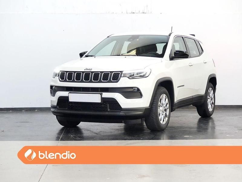 Blanco Usado 2023 Jeep Compass Longitude SUV | 32.869 € - Imagen 1/4