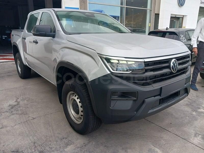 Usado VW Amarok 170 CV (125 kW) 2024 Gris / plata Pickup/Camioneta