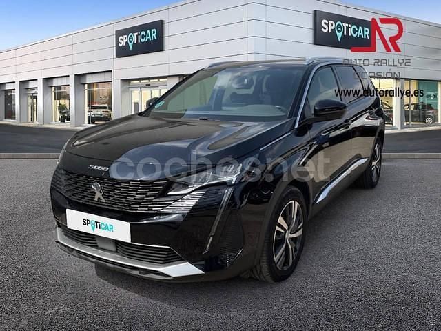 Negro Usado 2023 Peugeot 5008 GT Monovolumen | 29.900 € (Caro) - Imagen 1/4