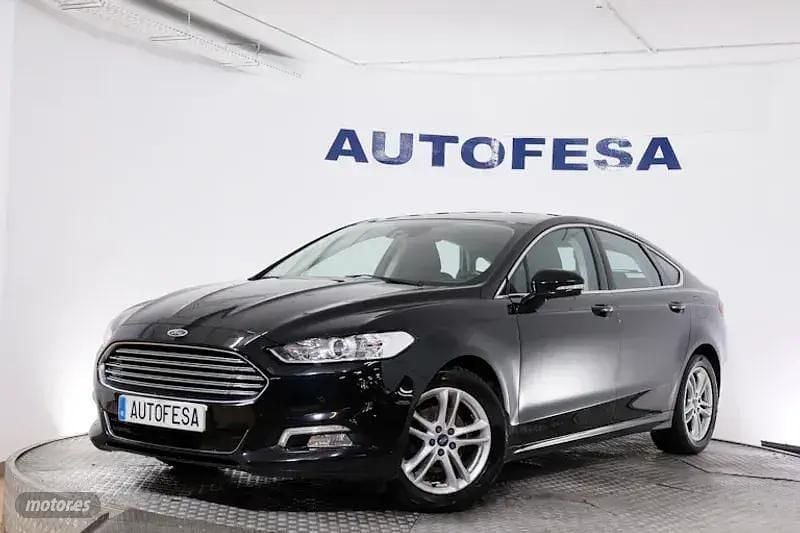 Negro Usado 2017 Ford Mondeo Titanium Berlina | 14.450 € (Precio justo) - Imagen 1/4