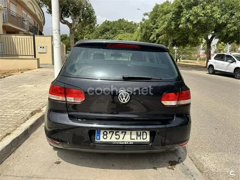 Usado VW Golf VI Advance 122 CV (89 kW) 2010 Negro Berlina