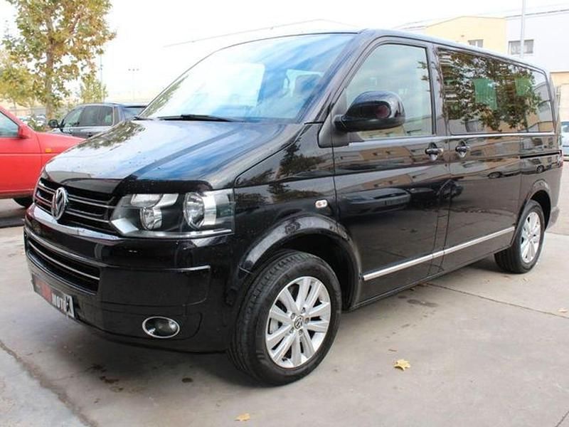 Usado VW Multivan Highline 180 CV (132 kW) 2014 Negro Monovolumen