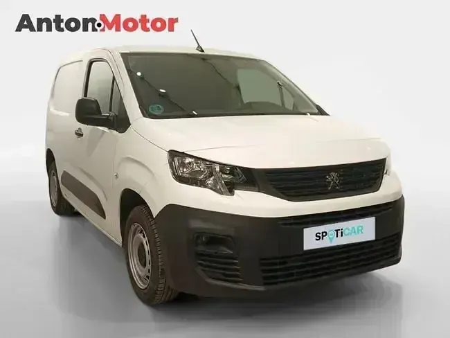 Usado Peugeot Partner 98 CV (72 kW) 2021 Blanco Monovolumen