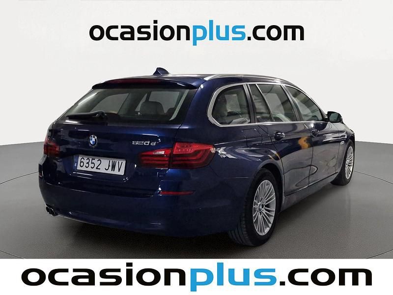 Usado BMW 520 190 CV (139 kW) 2017 Azul Familiar