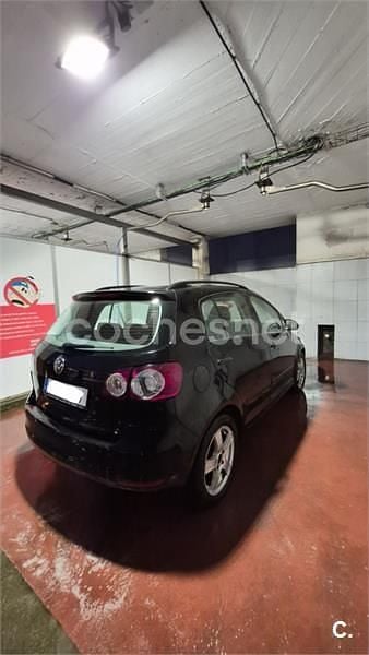 Usado VW Golf Plus Cross Advance 110 CV (80 kW) 2009 Negro Monovolumen