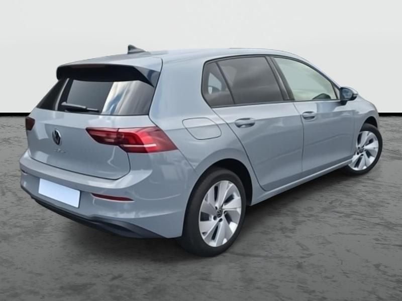 Usado VW Golf VIII 115 CV (84 kW) 2025 Gris piedra lunar Utilitario