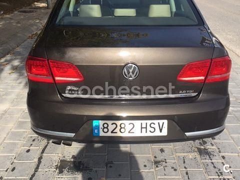 Usado VW Passat Highline 170 CV (125 kW) 2013 Negro Berlina