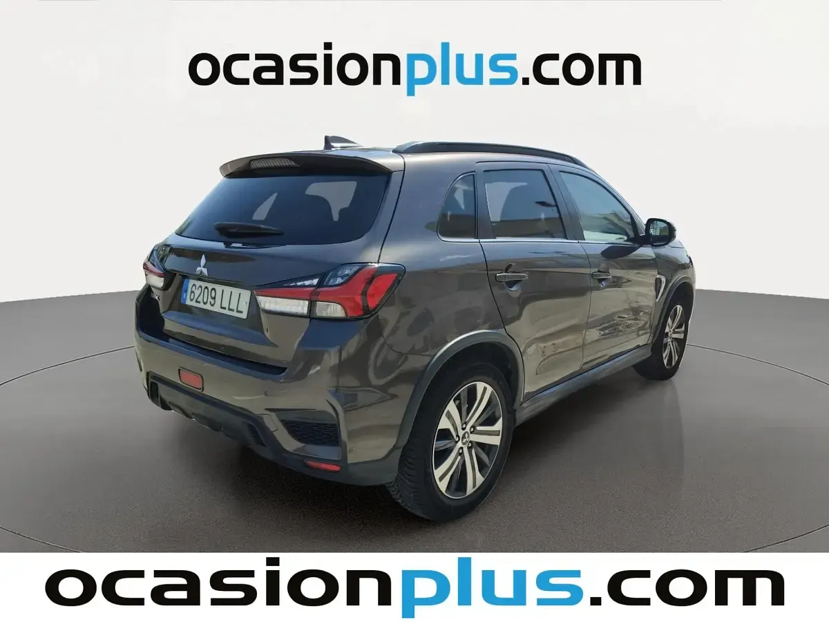 Usado Mitsubishi ASX Motion 150 CV (110 kW) 2020 Marrón SUV
