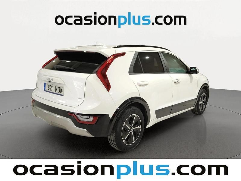 Usado Kia Niro 141 CV (103 kW) 2023 Blanco SUV