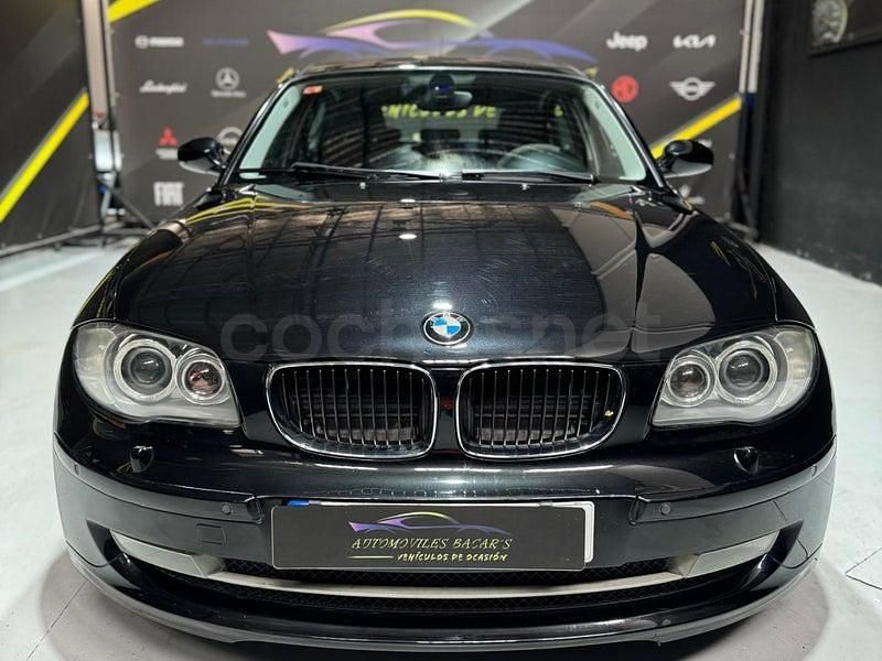 Usado BMW 120 177 CV (130 kW) 2009 Negro Utilitario