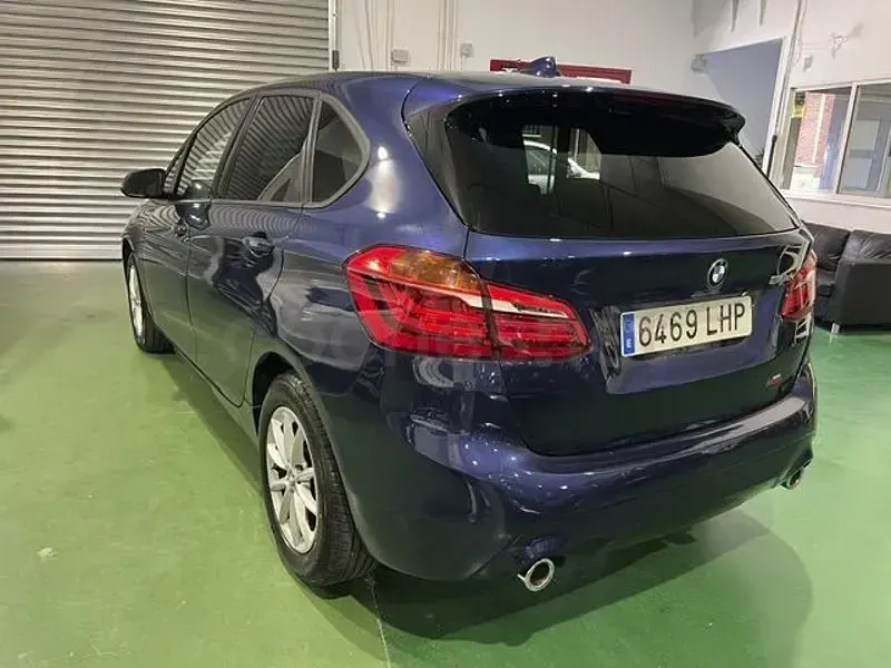 Usado BMW 218 150 CV (110 kW) 2020 Azul Familiar