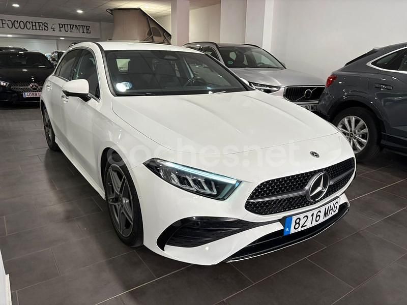 Käytetty Mercedes A180 136 HP (100 kW) 2023 Valkoinen Sedan
