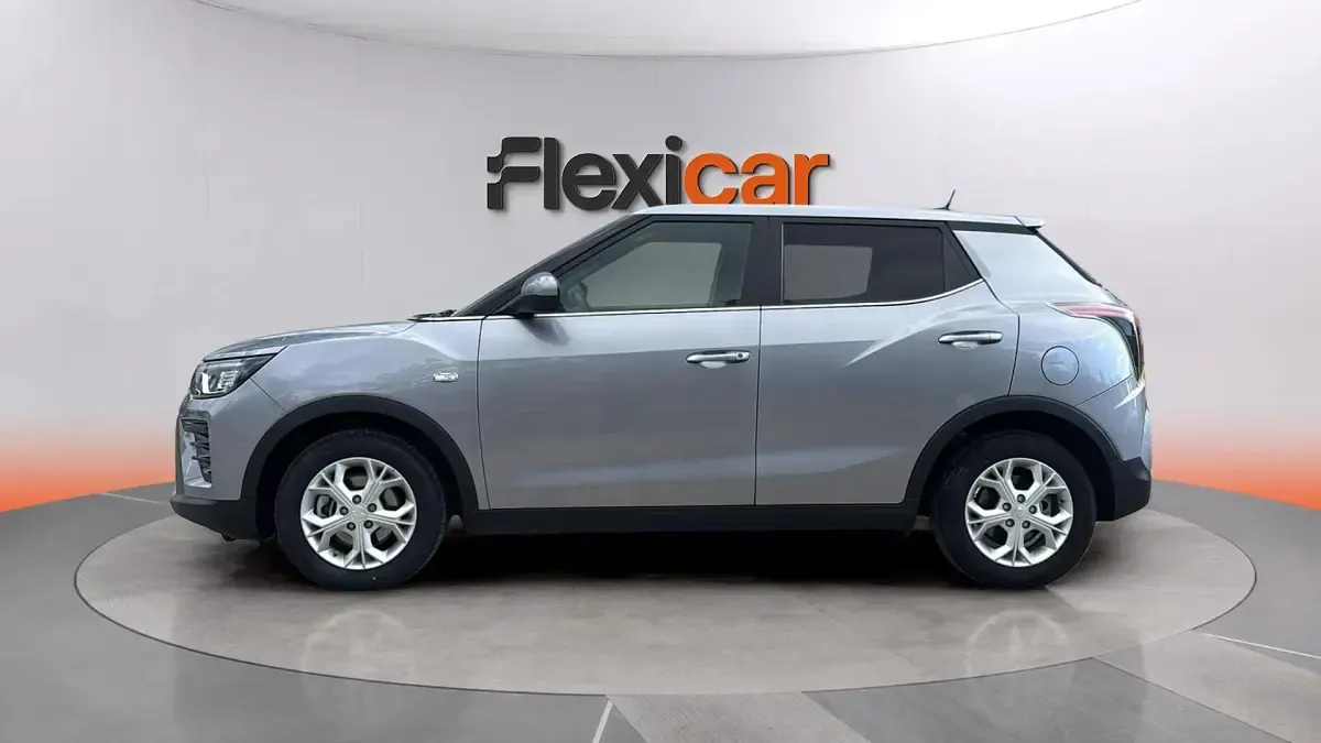 Usado SsangYong Tivoli 135 CV (99 kW) 2024 Gris SUV