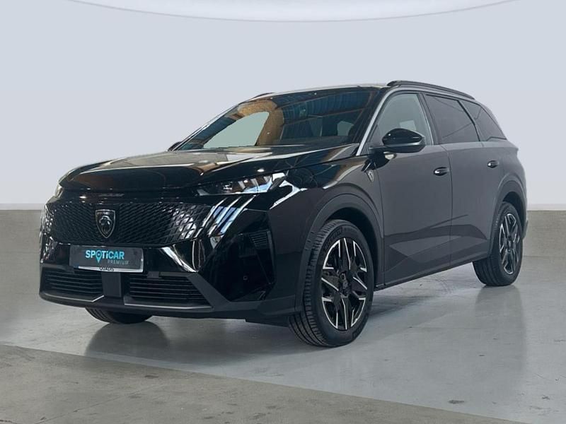 Usado Peugeot 5008 GT 136 CV (100 kW) 2025 Negro SUV