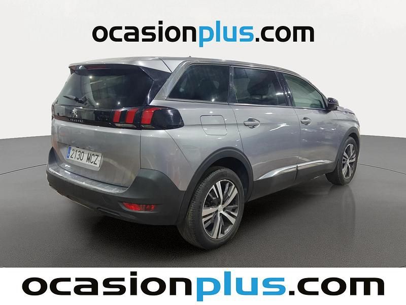 Usado Peugeot 5008 Allure 130 CV (95 kW) 2022 Gris SUV