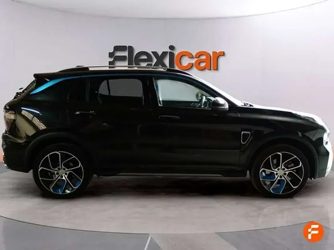 Usado Lynk & Co 01 261 CV (191 kW) 2023 Negro SUV