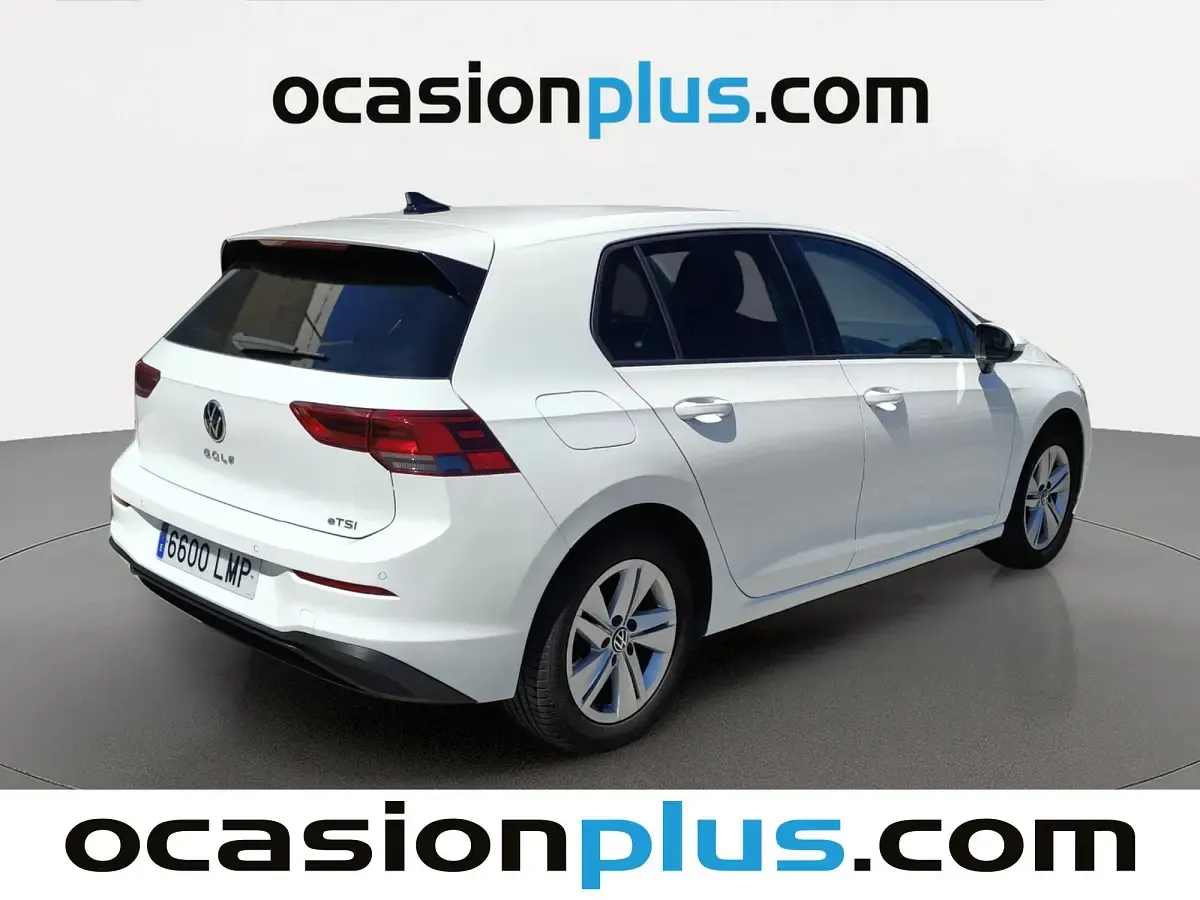 Usado VW Golf VIII Life 110 CV (80 kW) 2021 Blanco Utilitario