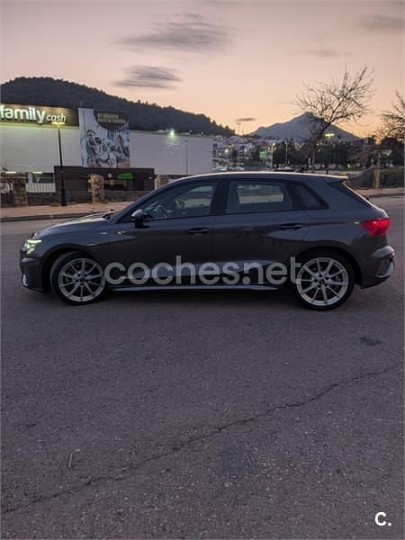 Usado Audi A3 S-Line 150 CV (110 kW) 2021 Gris / plata Berlina