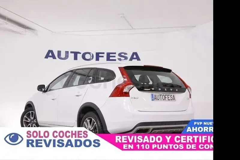 Usado Volvo V60 CC Plus 150 CV (110 kW) 2018 Blanco Familiar