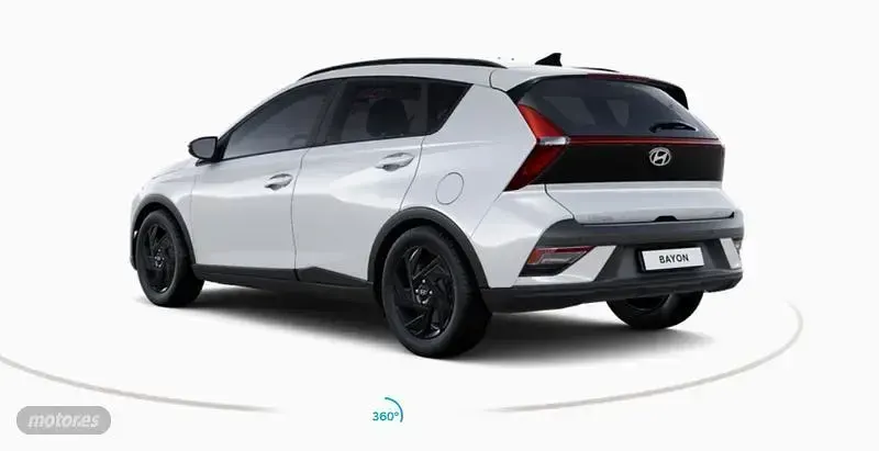 Nuevo Hyundai Bayon Blackline 90 CV (66 kW) 2026 Blanco SUV