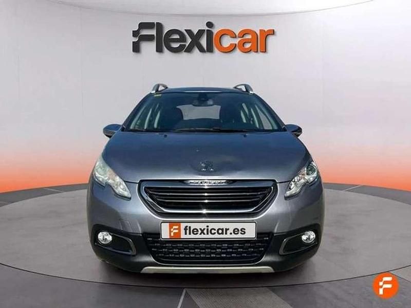 Usado Peugeot 2008 Allure 100 CV (73 kW) 2016 Gris SUV