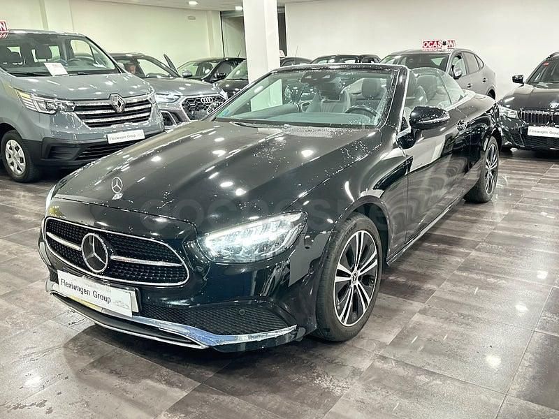 Usado Mercedes E400 330 CV (242 kW) 2022 Negro Descapotable