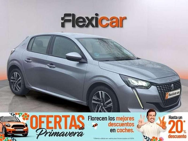 Usado Peugeot 208 Active 100 CV (73 kW) 2021 Gris Utilitario