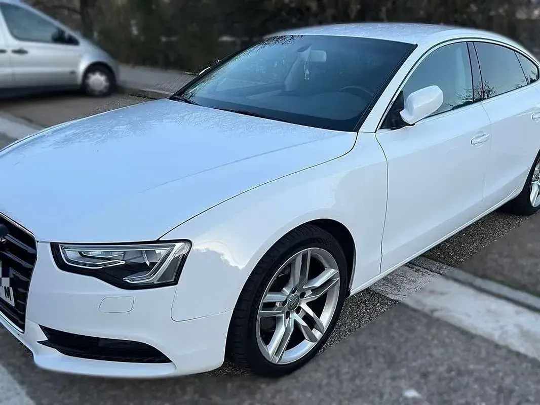 Usado Audi A5 Sportback Advanced 150 CV (110 kW) 2016 Blanco Utilitario