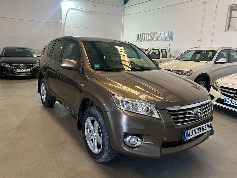 Usado Toyota RAV4 150 CV (110 kW) 2012 Marrón SUV
