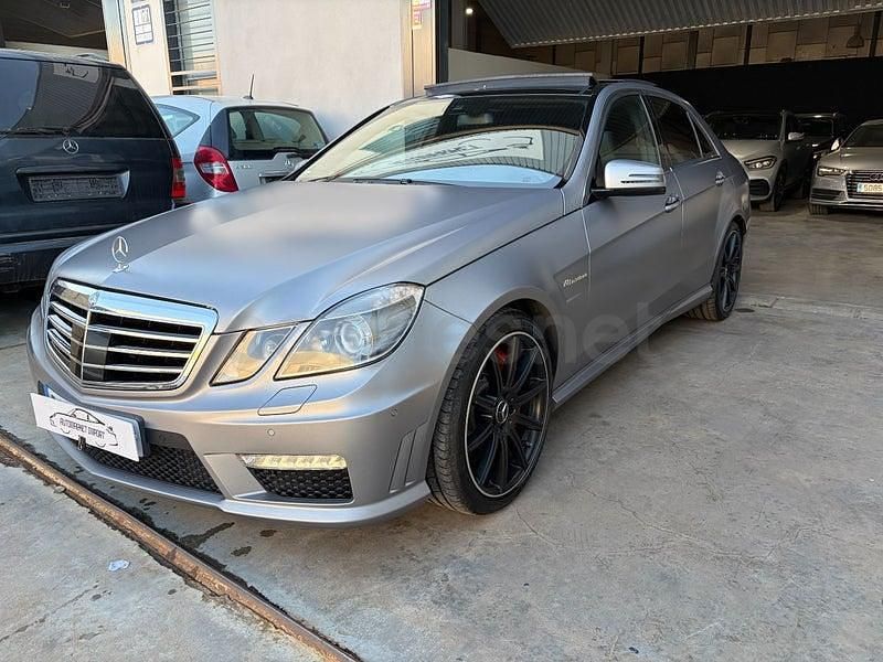 Usado Mercedes E63 AMG AMG 585 CV (430 kW) 2013 Gris / plata Berlina