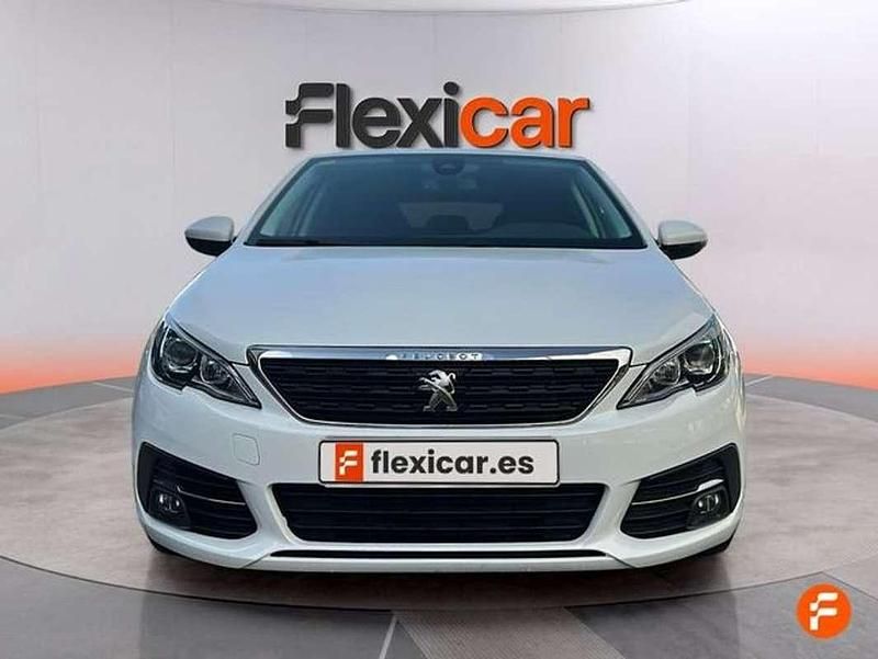 Usado Peugeot 308 Active 131 CV (96 kW) 2018 Blanco Utilitario