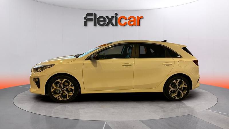 Usado Kia Ceed 160 CV (117 kW) 2021 Blanco Utilitario