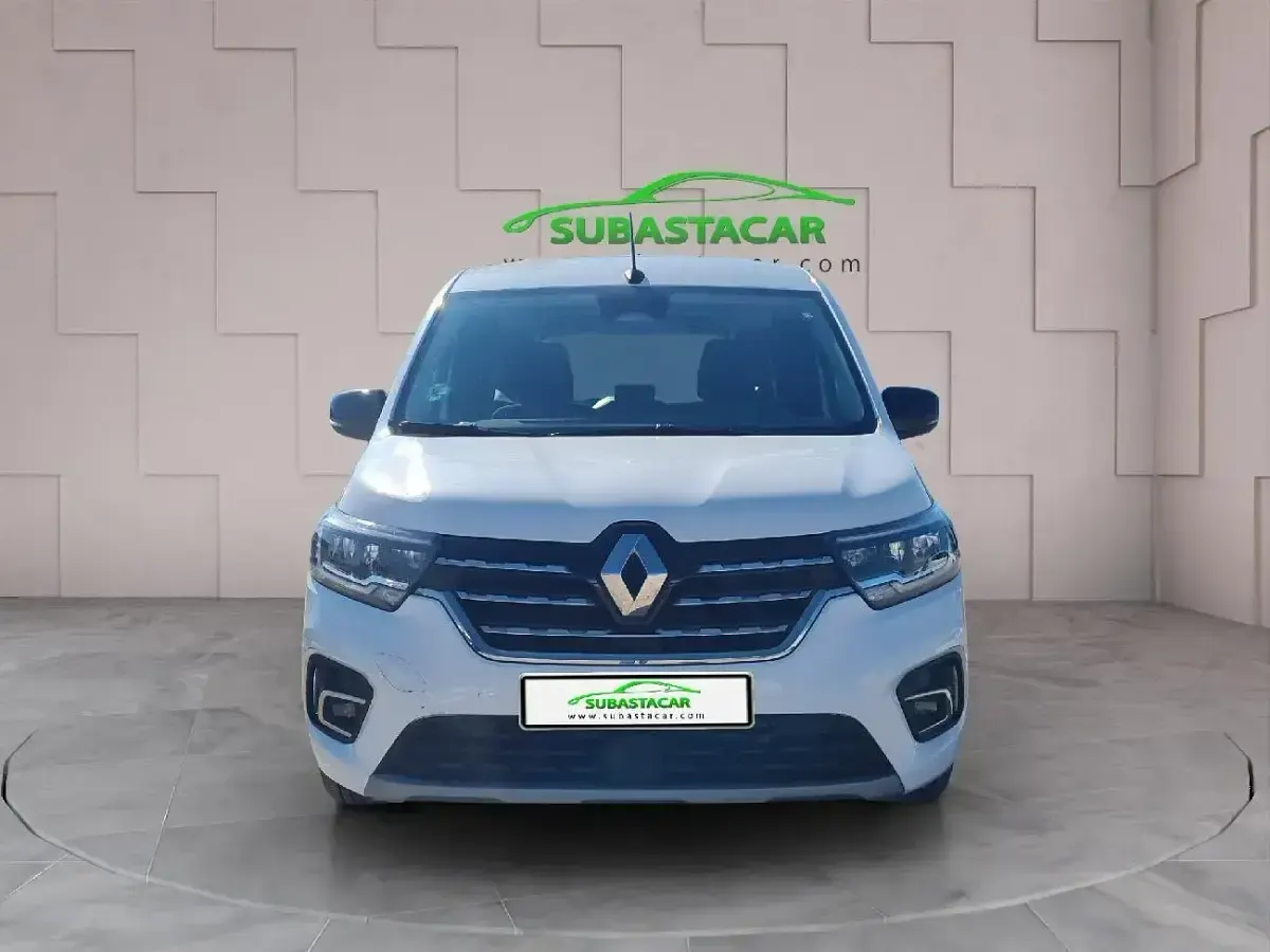 Usado Renault Kangoo Edition One 75 CV (55 kW) 2021 Blanco Monovolumen