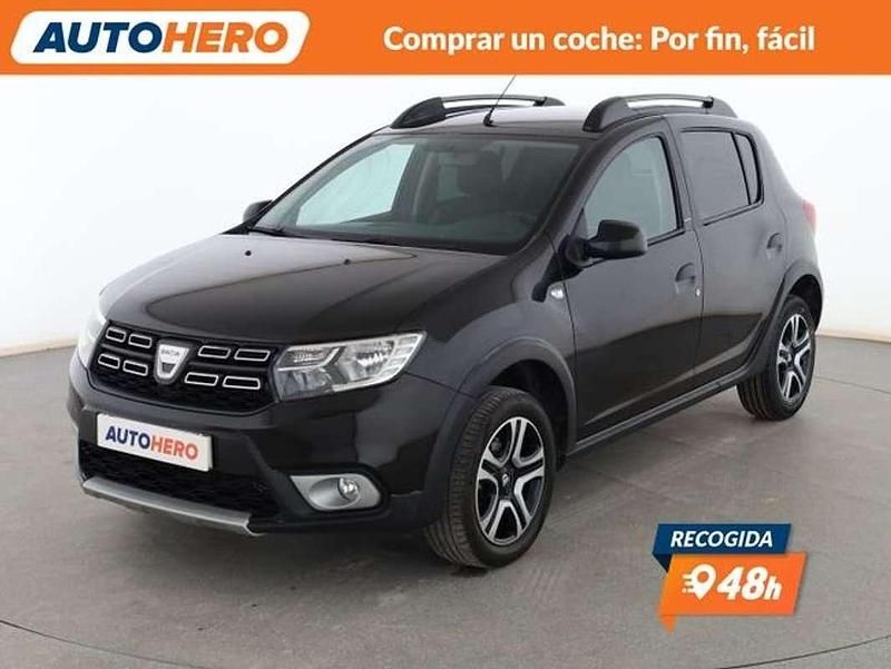 Usado Dacia Sandero 90 CV (66 kW) 2018 Negro Utilitario