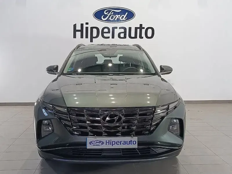 Usado Hyundai Tucson 150 CV (110 kW) 2022 Gris / plata SUV