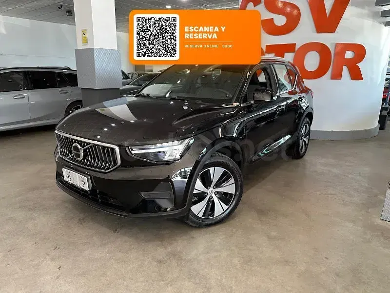 Usado Volvo XC40 Core 211 HP (155 kW) 2022 Preto SUV