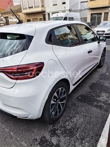 Usado Renault Clio V Zen 100 CV (73 kW) 2020 Blanco Berlina
