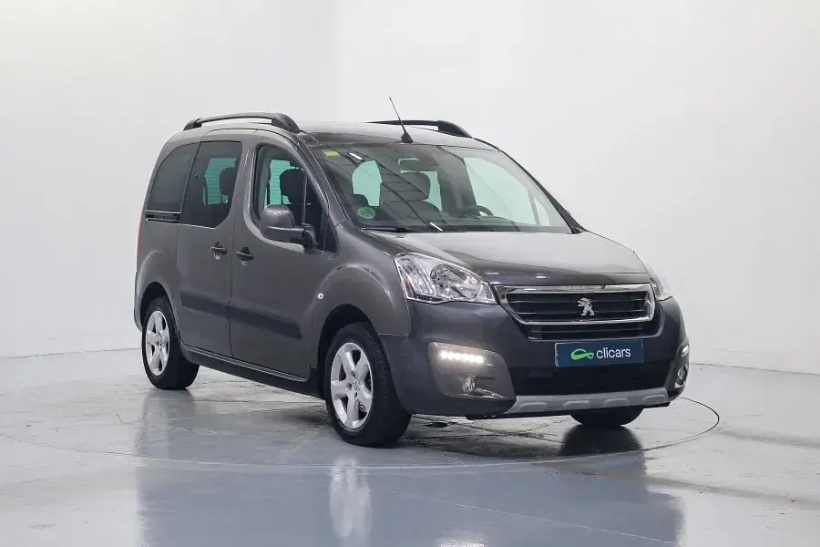 Usado Peugeot Partner Tepee Outdoor 100 CV (73 kW) 2016 Monovolumen