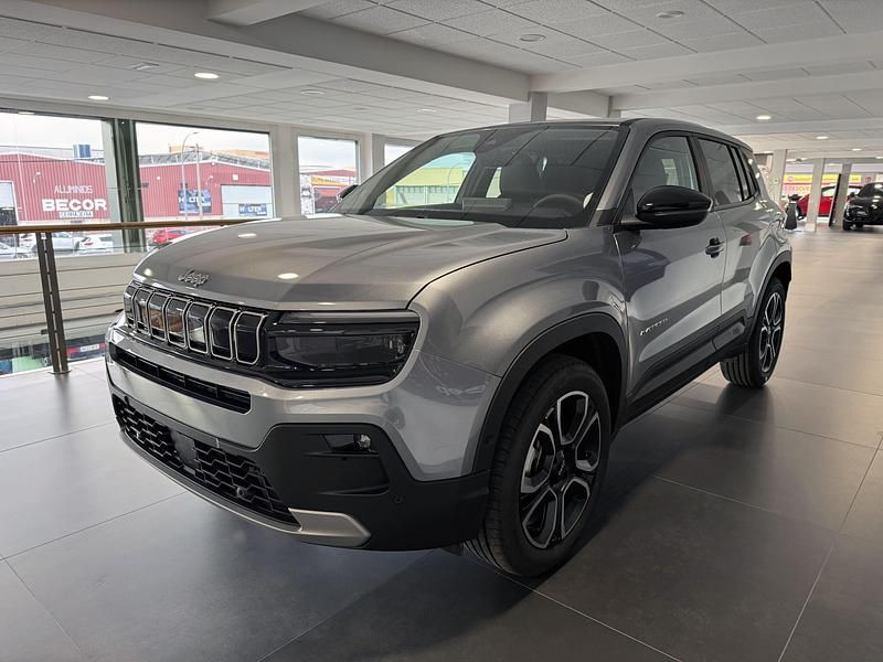 Nuevo Jeep Avenger Summit 100 CV (73 kW) 2025 Gris SUV