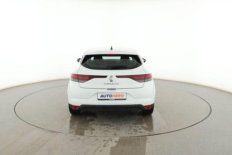 Usado Renault Mégane IV Equilibre 116 CV (85 kW) 2024 Blanco Berlina