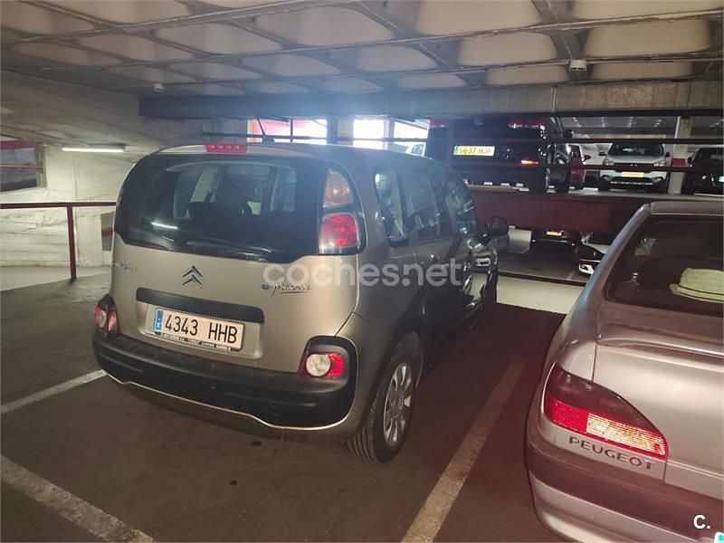 Usado Citroën C3 Picasso Attraction 92 CV (67 kW) 2011 Beige Monovolumen