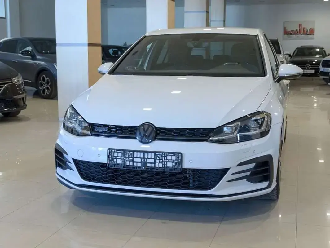 Usado VW Golf VII GTD 184 CV (135 kW) 2019 Blanco Berlina