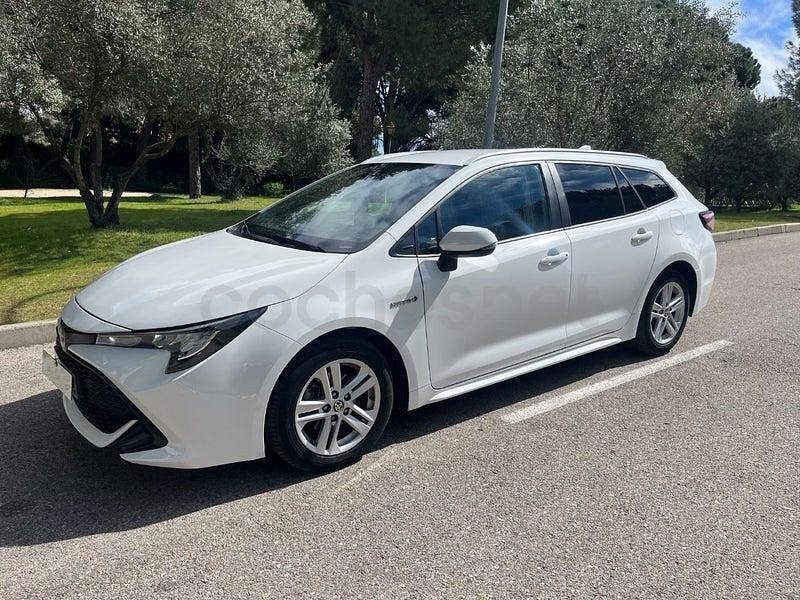 Usado Toyota Corolla Active 122 CV (89 kW) 2021 Blanco Familiar