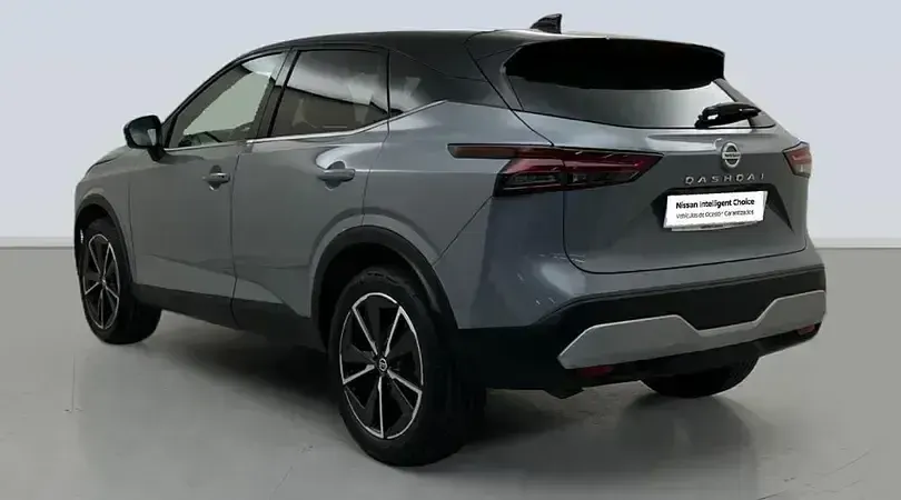 Usado Nissan Qashqai Tekna 158 CV (116 kW) 2022 Katana grey (metalizado) SUV
