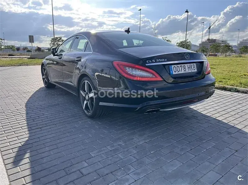 Usado Mercedes CLS350 265 CV (194 kW) 2012 Negro Berlina