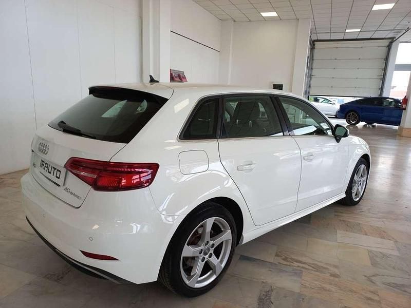 Usado Audi A3 Sportback e-tron 204 CV (150 kW) 2020 Blanco Utilitario